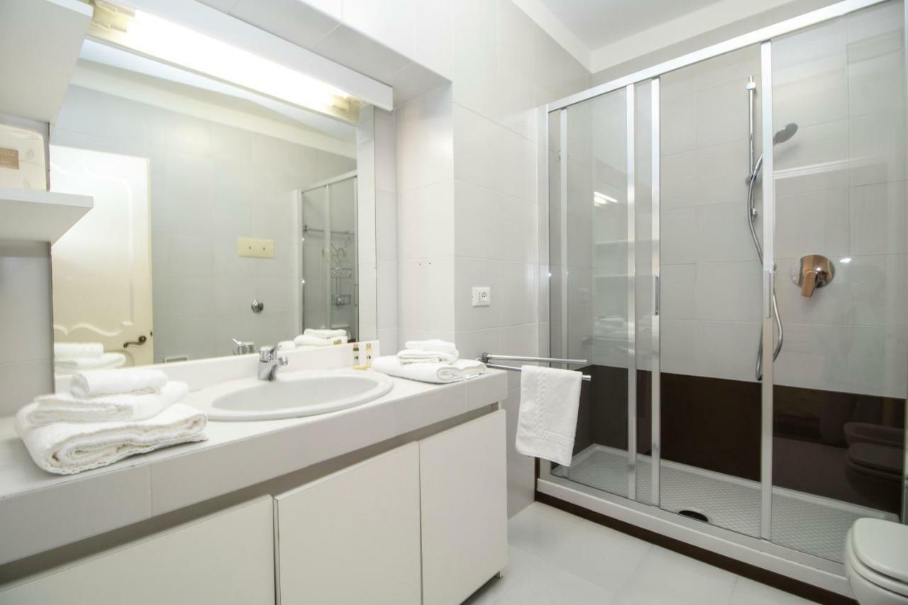 Royal By Portofinohomes ภายนอก รูปภาพ